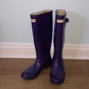 Purple shiny patten leather hunter rainboots